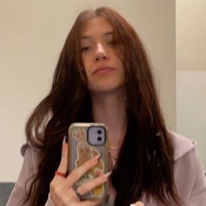 Meet your Posher, Mackenzie